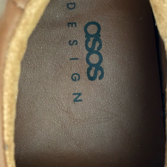 ASOS DESIGN lace up sneakers in tan faux leather Size 9 - Picture 9 of 11